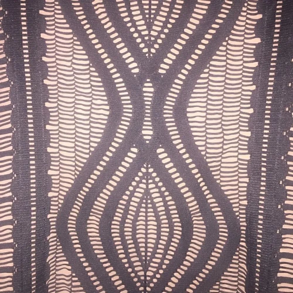 Bang lace dress    - Picture 5 of 6